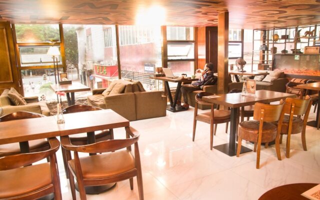 James Joyce Coffetel (Tianhe Bei)