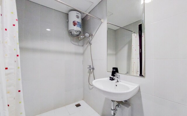 Comfortable And Simply Studio Room Casa De Parco Apartment