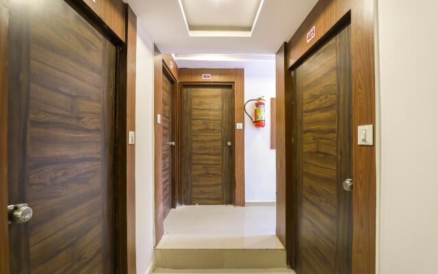 OYO 39893 Hotel A1