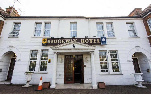 Ridgeway Hotel