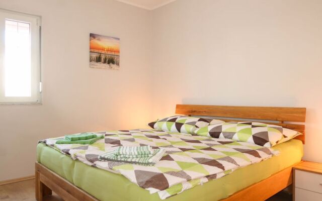 Apartment Mira (RAB131)