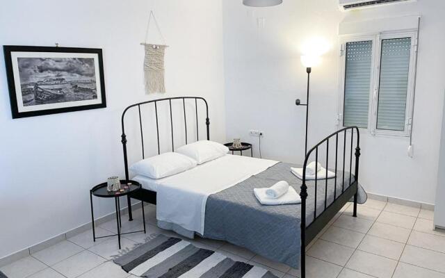 Kampos View - Quiet House at the end of the Road, privet pool