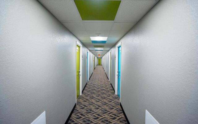 Philly Inn & Suites Hotel