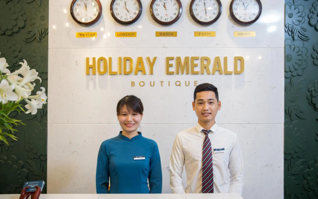 Holiday Emerald Hotel