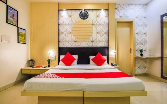 OYO 319 Rk Residency