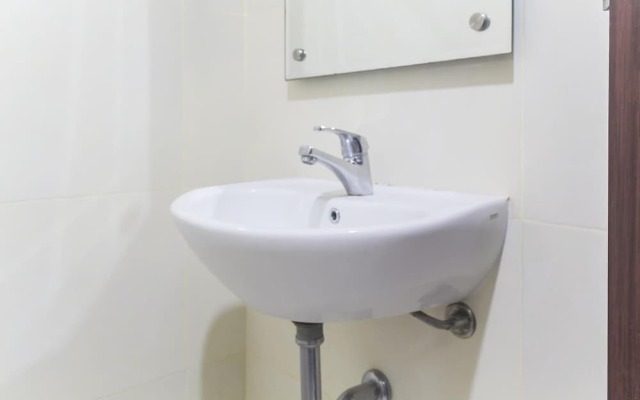 Cozy Studio at Elvis Tower Apartment