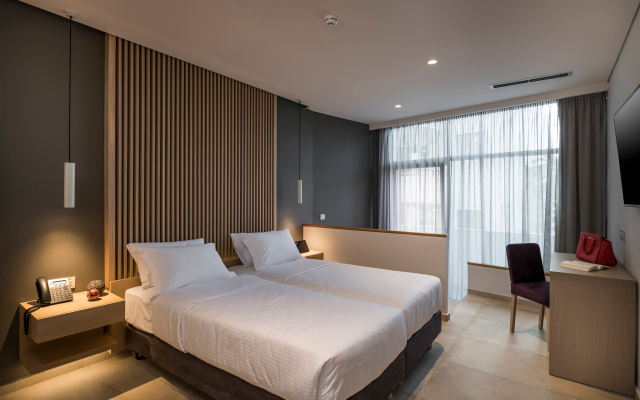 Trianon Luxury Apartments & Suites