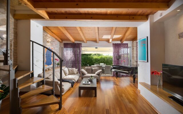 Art Villa Sis