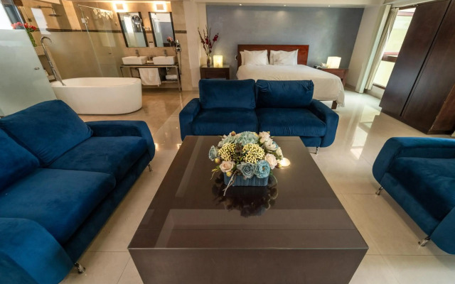 Casa de las Flores Hotel