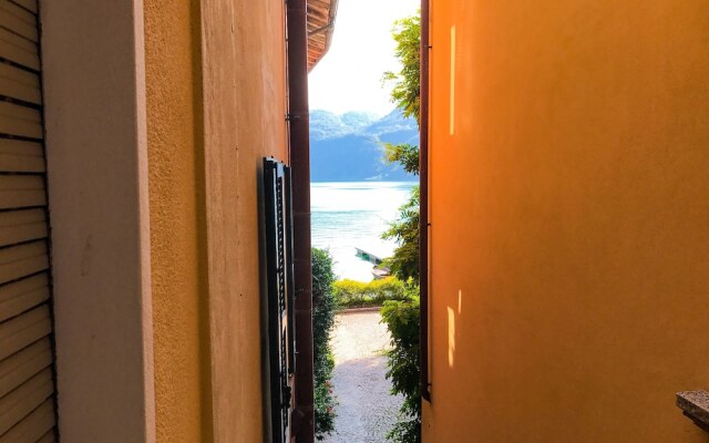 Riva Azzurra Apartment