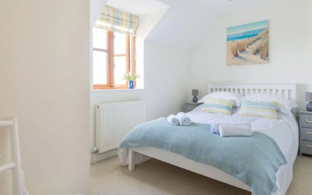 Lundy Cottage