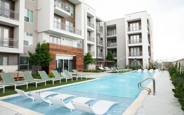 Chic Apts Barton Creek by WanderJaunt