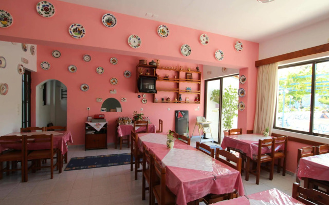 Garden Hotel