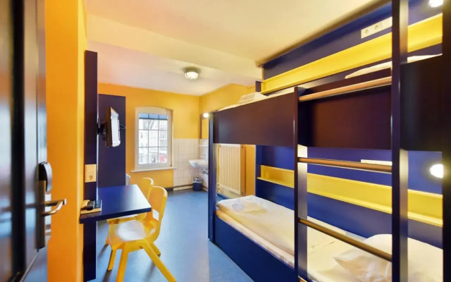 BednBudget Hostel Dorms Hannover