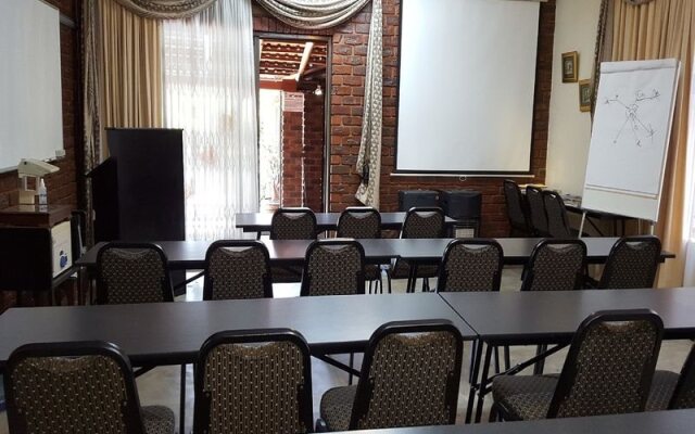 Roosfontein Bed and Breakfast and Conference Centre