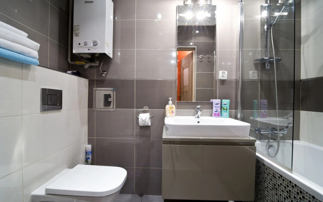 Goodnight Warsaw Apartments