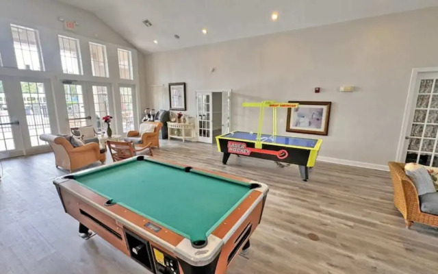 Enchanted At 7 Dwarfs Lane