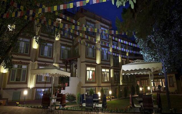 Shambaling Hotel