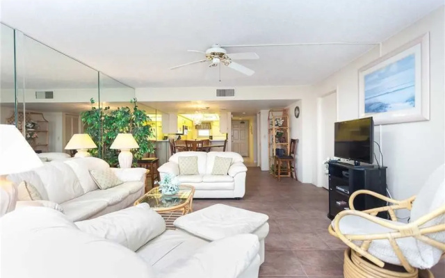 Shores Club 703 - Two Bedroom Condo