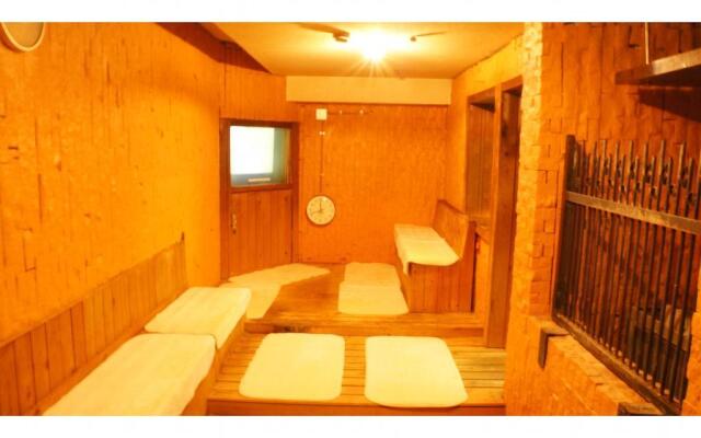 Capsule Hotel 310