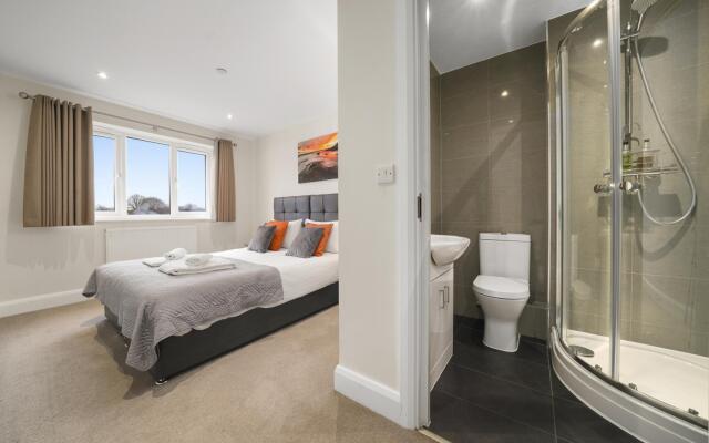 London Heathrow Living Serviced Apartments - Apt 6