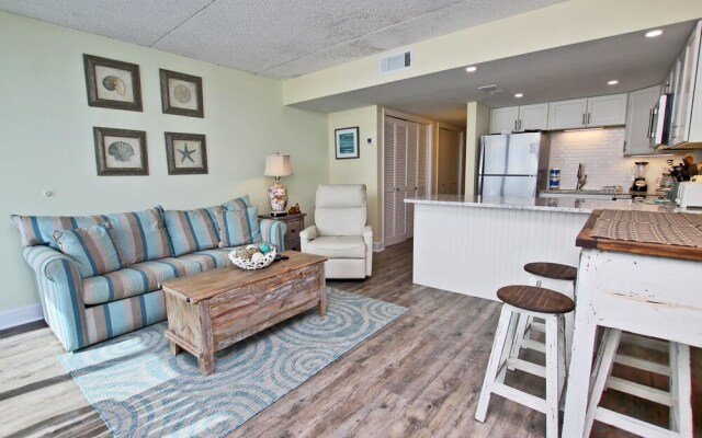 Island Winds East 605