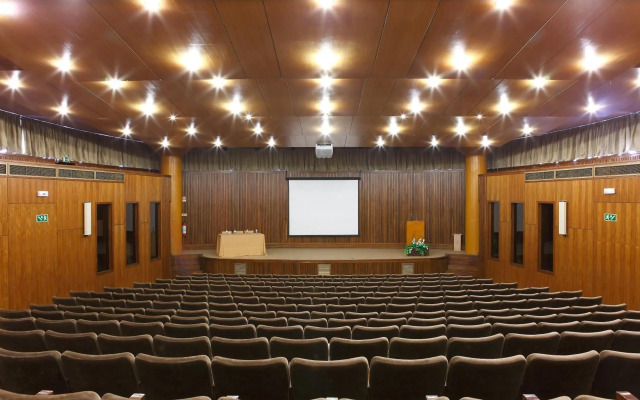 Domus Pacis Fatima Hotel