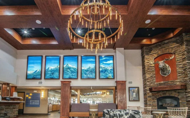 Holiday Inn Express & Suites Kalispell
