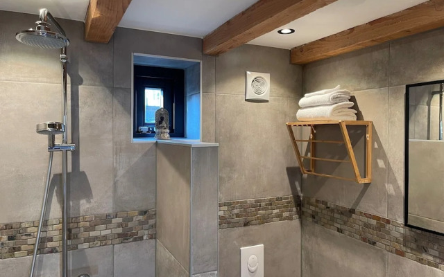 Welcoming Chalet in the Heart of Monnickendam With Terrace