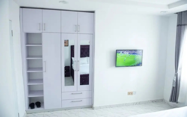 Luxury 3 Bedroom Apartment With Wifi