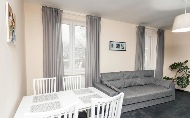 Rakhiv Hotel & Apartments