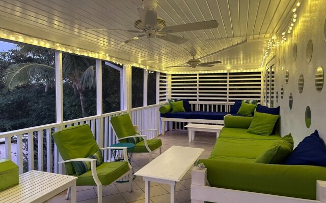 Bahama Mama 5 Bedroom Home