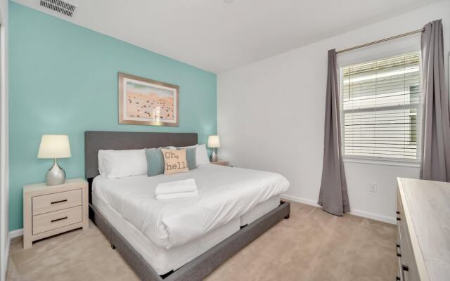 Stunning Bright Family Home Sleeps 25 Bl102