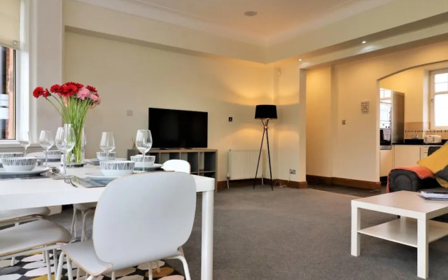 Greenlees Clubhouse 3 bed - Cambuslang