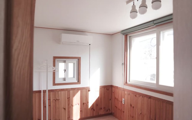 Yeosu Pierre Mont Pension