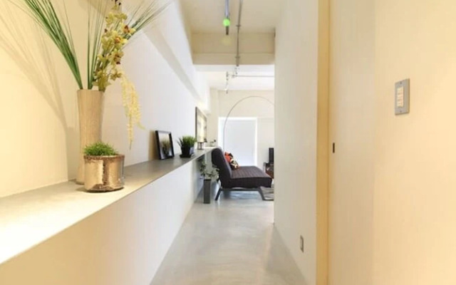 Studio - MinamiSenba 202