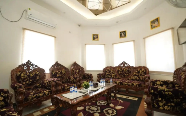 Shakuntala Palace Heritage Hotel
