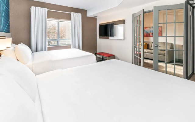 Comfort Suites London