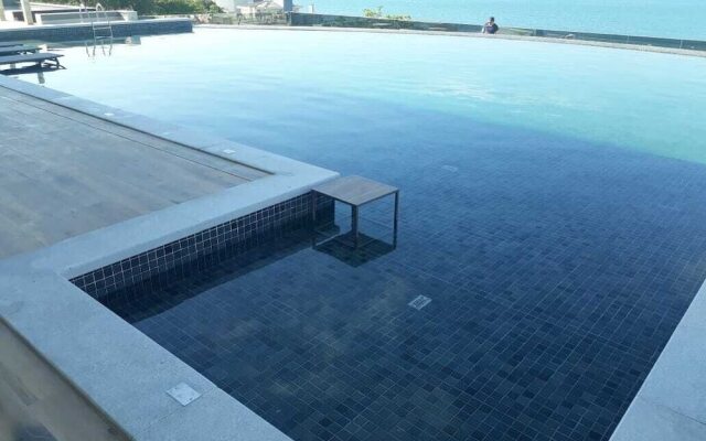 Apartment with Infinity Pool & Panoramic Views - 228