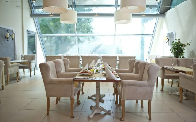 Szara Willa - Hotel, Catering i Konferencje Opole