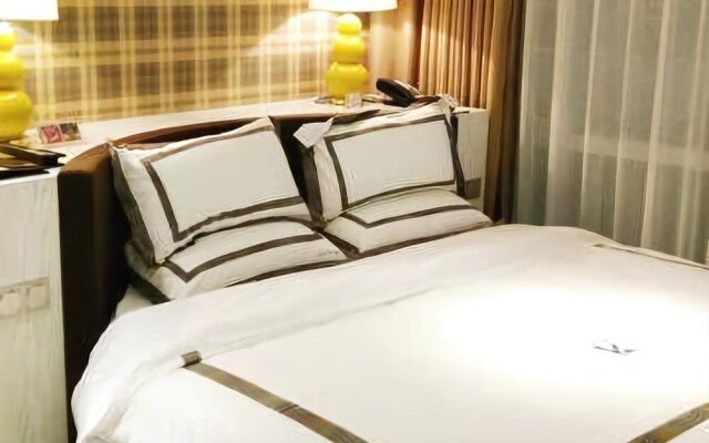 Lock Hotel