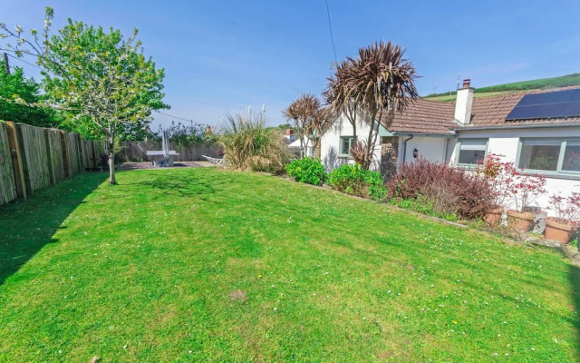 Shippenrill Croyde 6 Bedrooms, Sleeps 14, Hot Tub