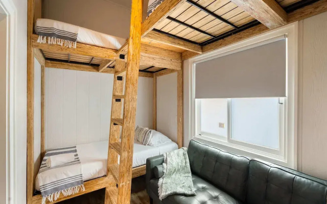 6BR Sanctuary