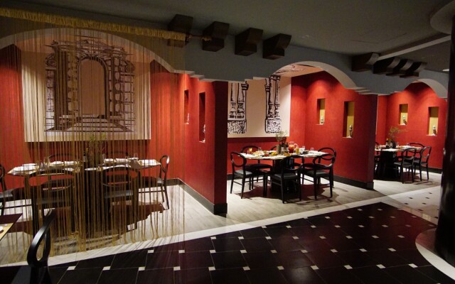 Best Plaza Hotel West Bay