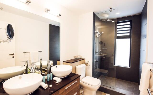 Azuri Residences by Life in Blue