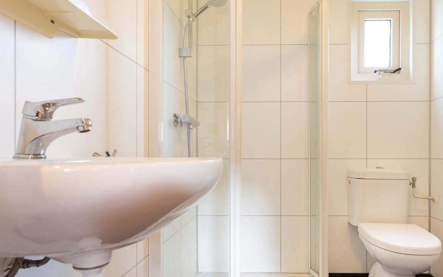 Nice chalet with microwave, 3.5 km. from Wageningen