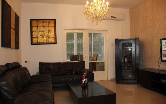 GK Apartments - Bialik 11