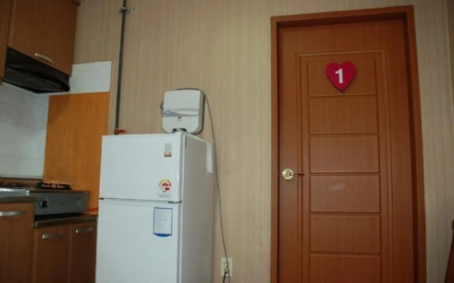 Sacheon Baegunimeomuneungot Pension