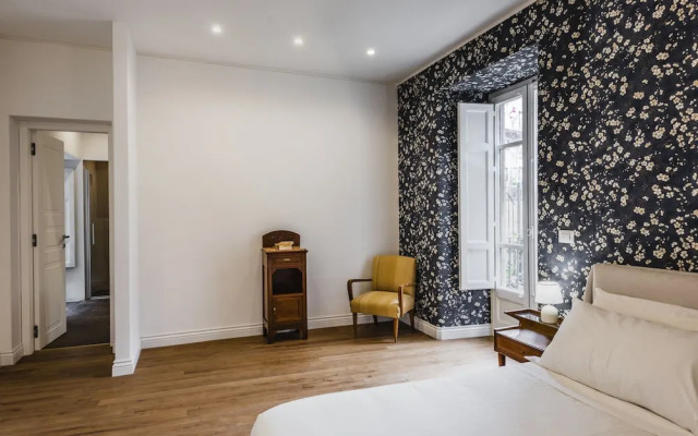 Upscale Urban Apartment