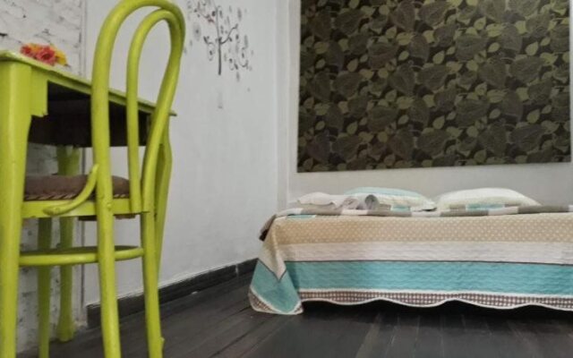 La Casa Cafe Guesthouse